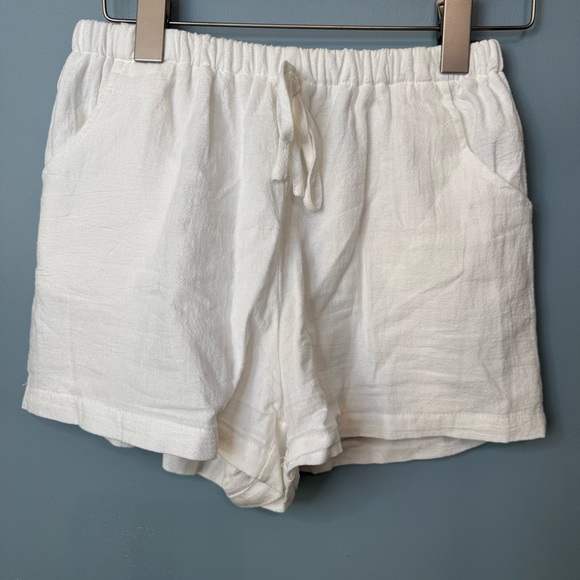 🔹5/$25🔹 SHEIN White Cotton Tie Waist Lined Shorts. High Rise. Size Small or 4 - Picture 3 of 13